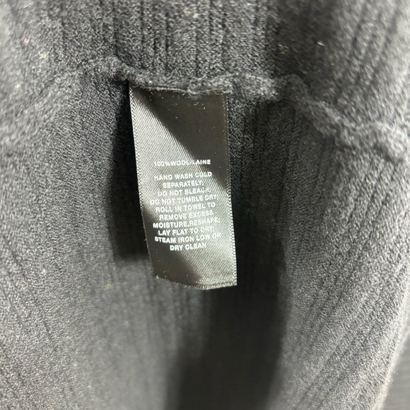 Lafayette 148 100% Wool Black Long Sleeve Sweater Dress Small - Picture 4 of 4